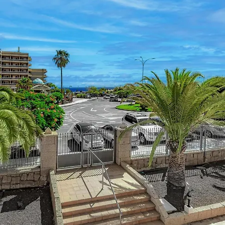 In Golf Del Sur With Heated Pool