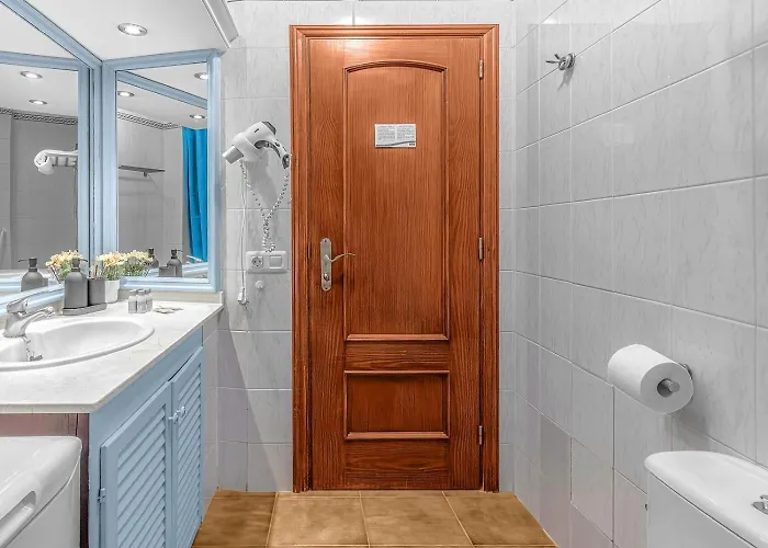 In Golf Del Sur With Heated Pool *